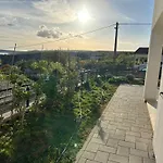 Prázdninový dům Ujo Marko Sea View House, Maslenica