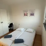 Prázdninový dům Ujo Marko Sea View House, *