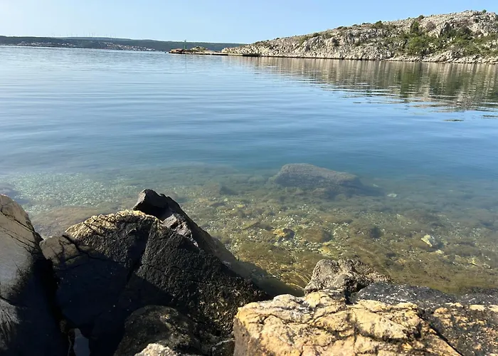 Дом отдыха Ujo Marko Sea View House,