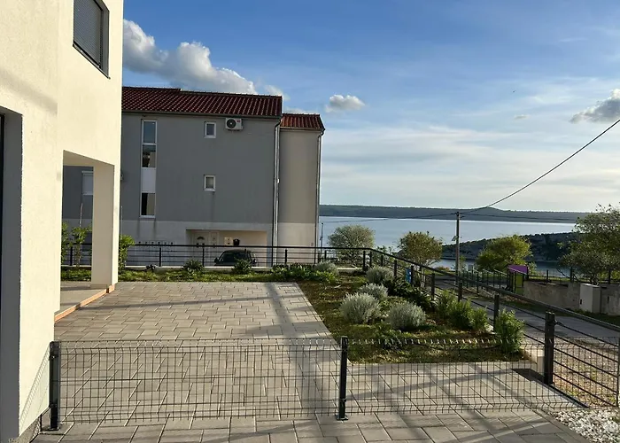 Ujo Marko Sea View House, Vikendica Maslenica