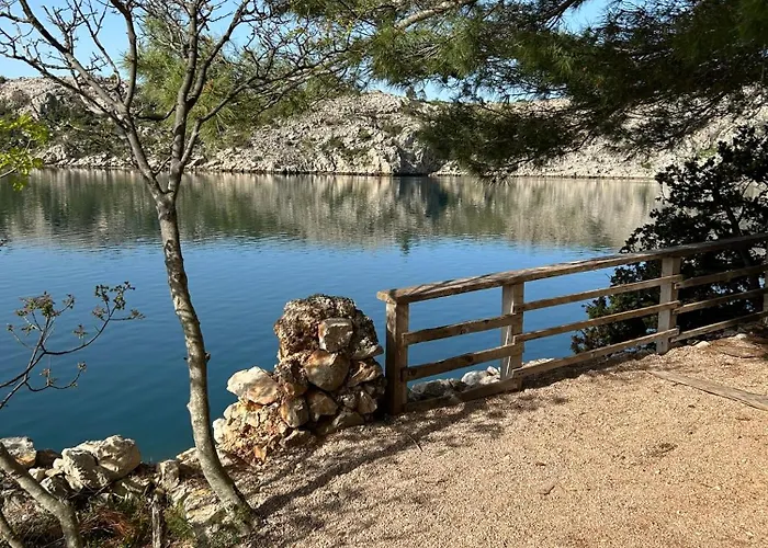 Ujo Marko Sea View House, *