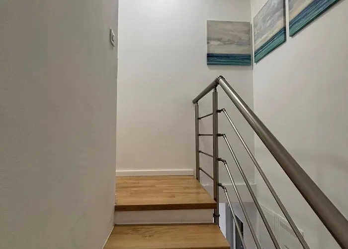 Ujo Marko Sea View House, Дом отдыха *