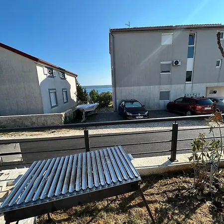 Ujo Marko House * Maslenica