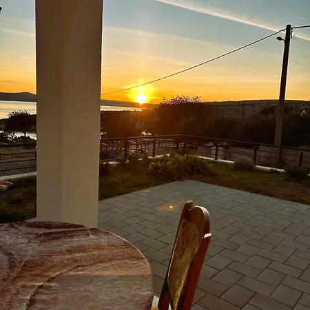 Ujo Marko Sea View House,