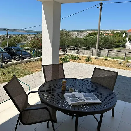 Ujo Marko Sea View House, Vikendica